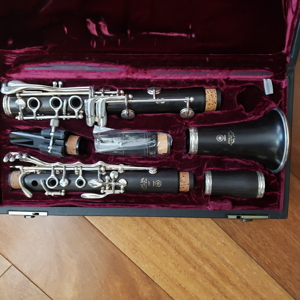 Yamaha Ebony Clarinet with Silver Keys